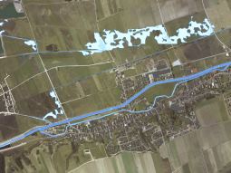 Überschwemmungsgebiet in Münsterhausen nach dem Bau des Hochwasserschutzes