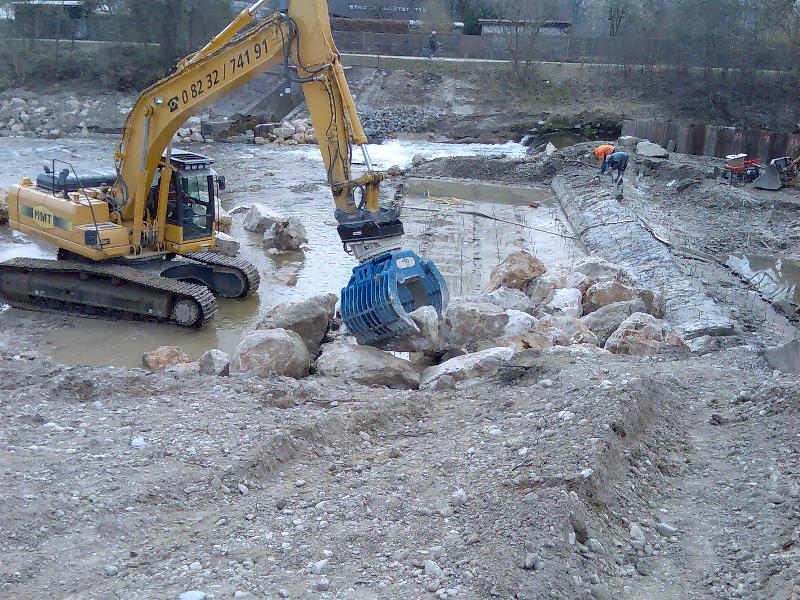 Bau der Rampe am Mühlhettenbachdüker Bau der Rampe am Mühlhettenbachdüker
