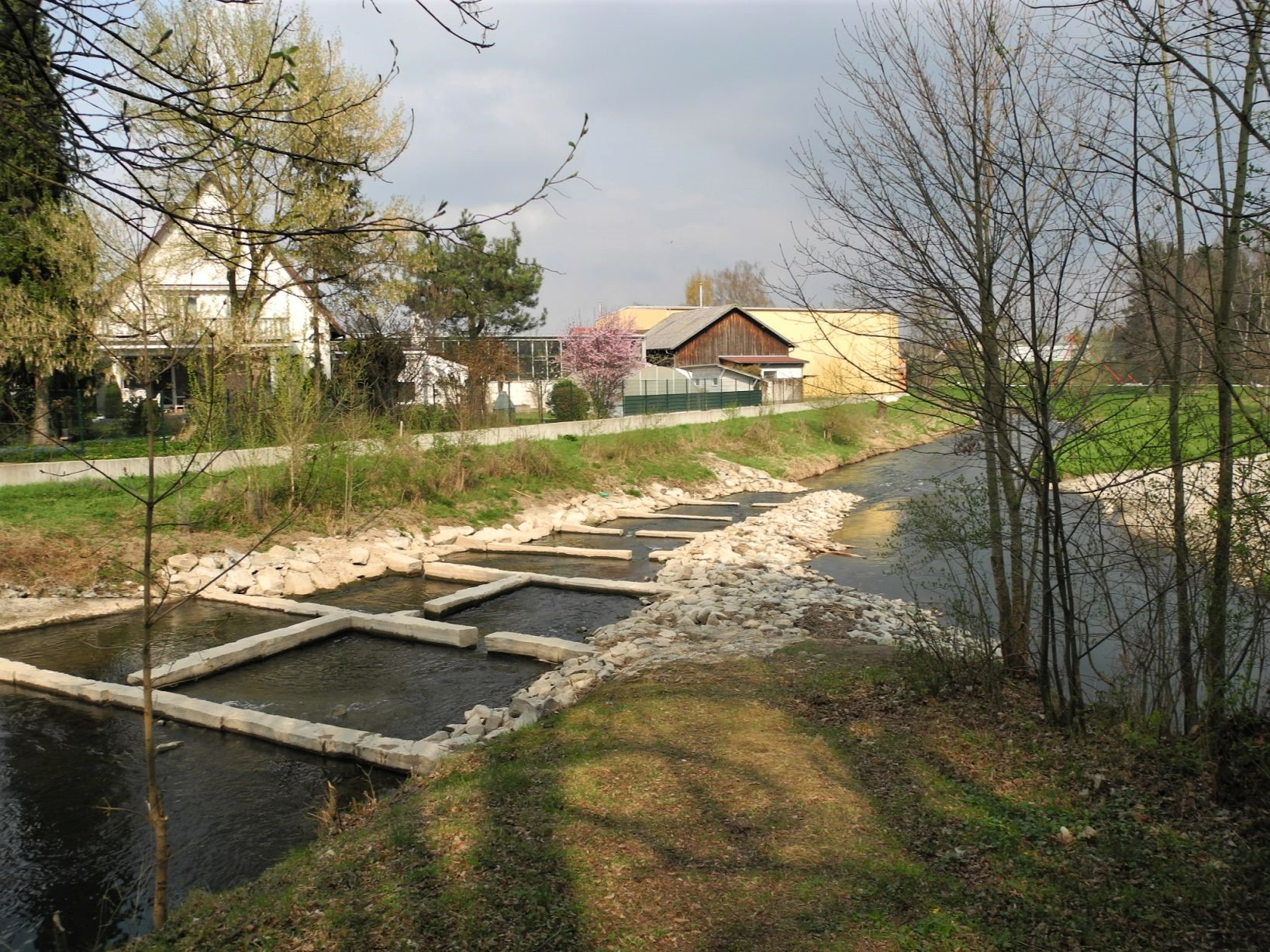 Technischer Beckenfischpass an der Paar in Aichach Technischer Beckenfischpass an der Paar in Aichach